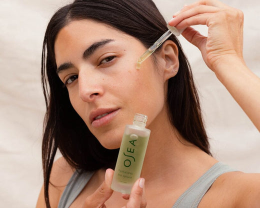 can i apply vitamin c serum on my lips When to Use Vitamin C Serum